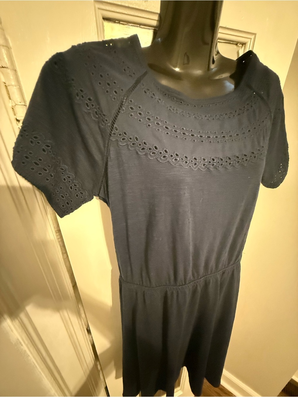 Talbots Navy Blue Slub Knit Short Sleeve Eyelet Yoke T-Shirt Dress Sz Medium MP